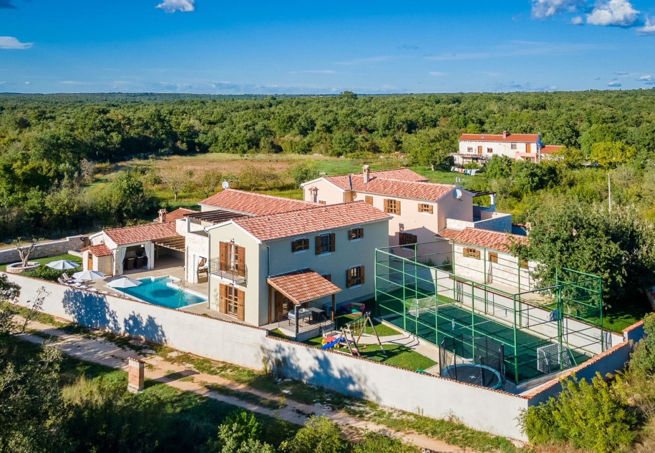 Villa in Sveti Kirin - Villa Rajana for 14 persons with kids playground & pool heating in Central Istria