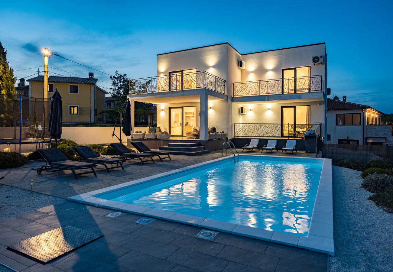 Villa in Vodnjan - Villa Angie in Central Istria with private Pool for 10 persons