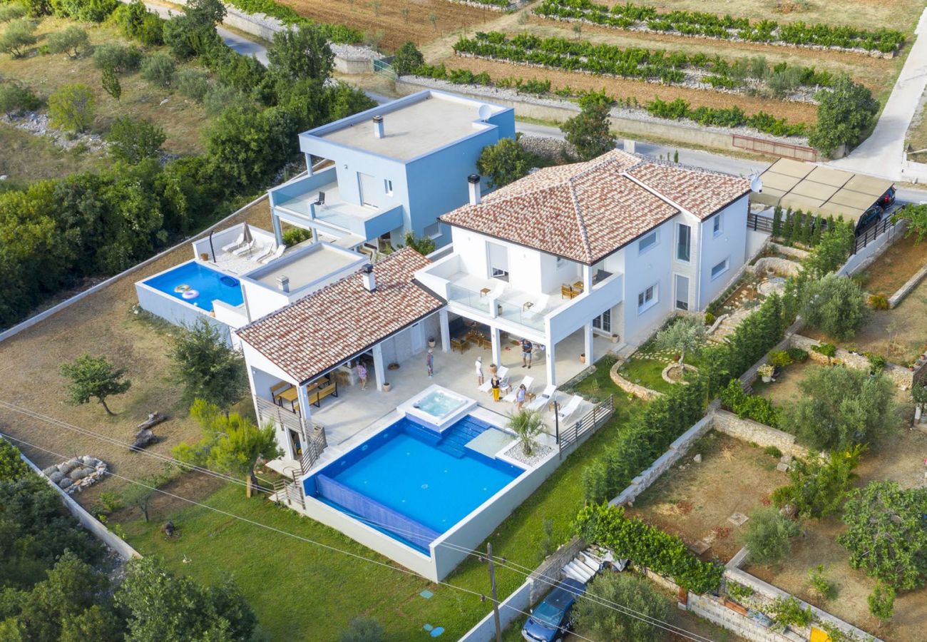 Villa in Koromačno - Villa Casta Diva near Labin - Rabac with sea view and wellness