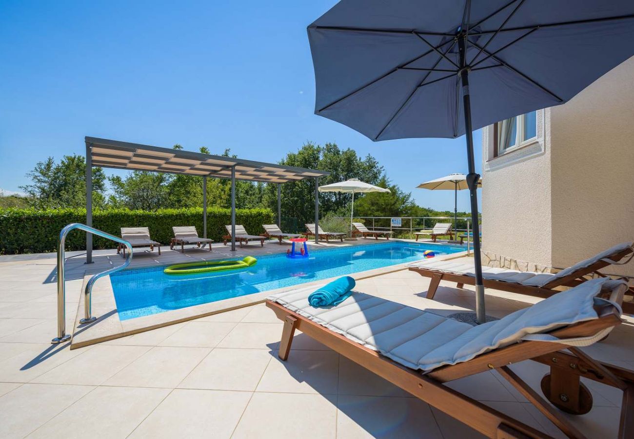 Villa in Micetici - Villa Eufemia near Poreč with large garden and outdoor playground for kids