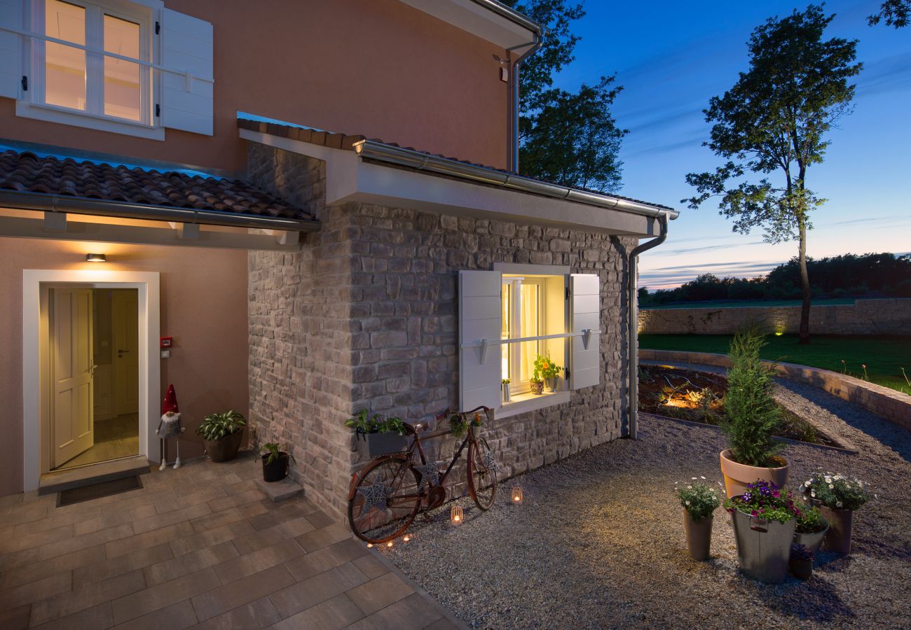 Villa in Butkovici - Villa Green Frame in Cental Istria for families with playground and wellness