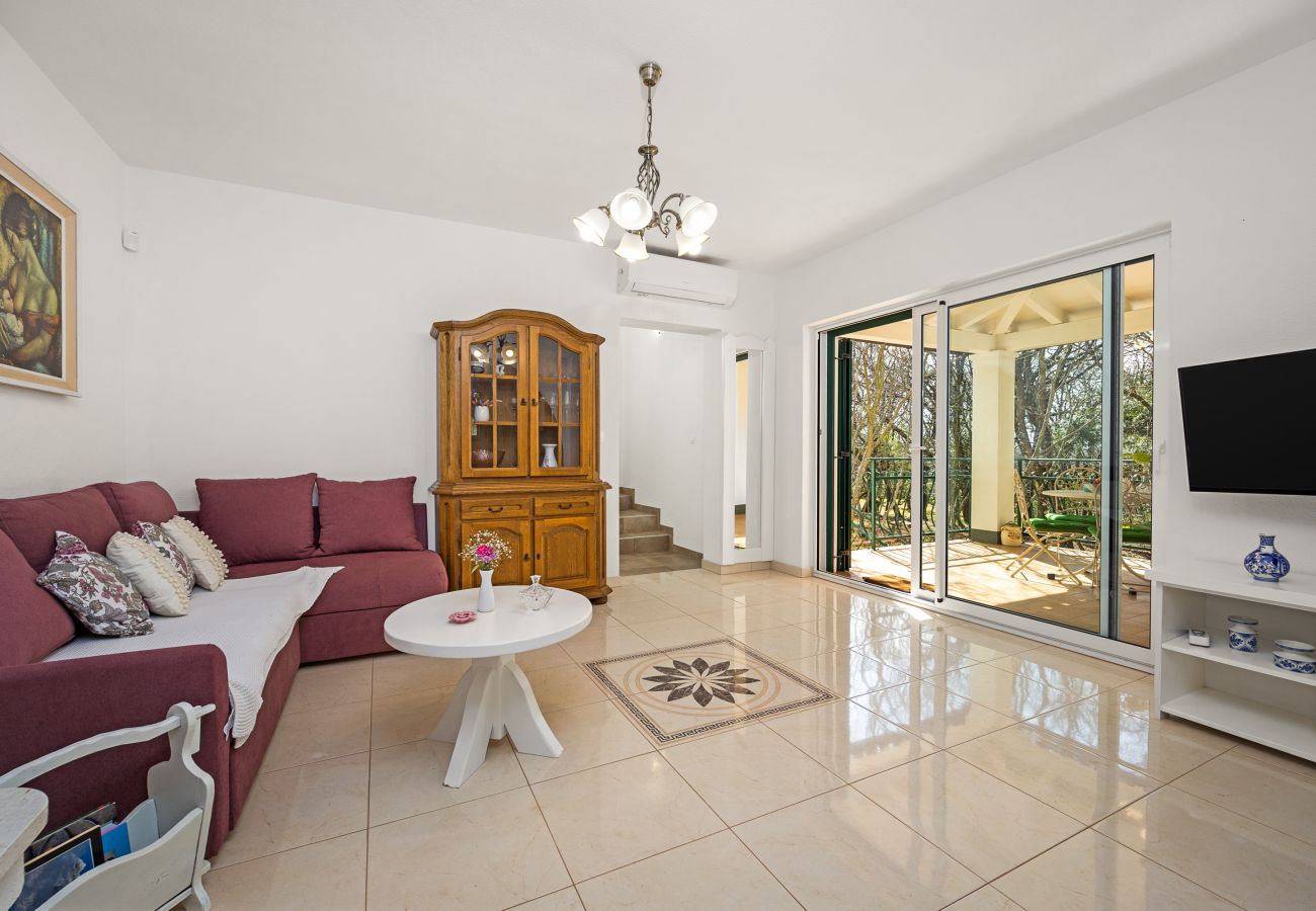 Villa in Medulin - Villa Laura in Medulin for 8 persons only 1.5 km from the beach