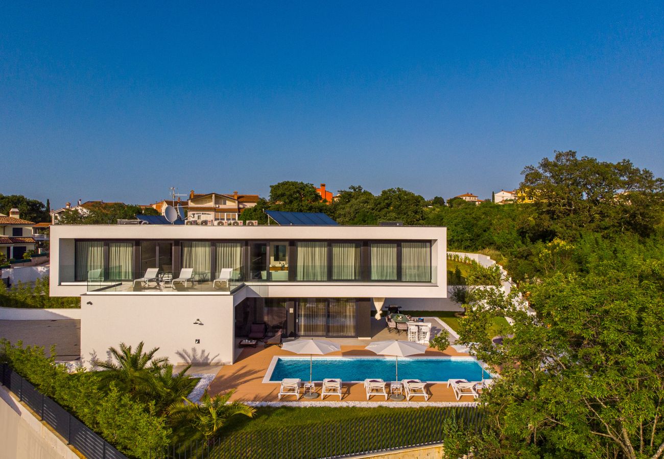 Villa in Rovinjsko Selo - Luxury Villa Eleven near Rovinj for 10 persons only 4 km from the Beach