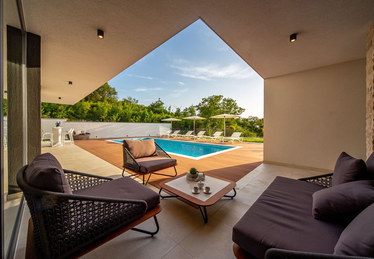 Villa in Rovinjsko Selo - Luxury Villa Eleven near Rovinj for 10 persons only 4 km from the Beach