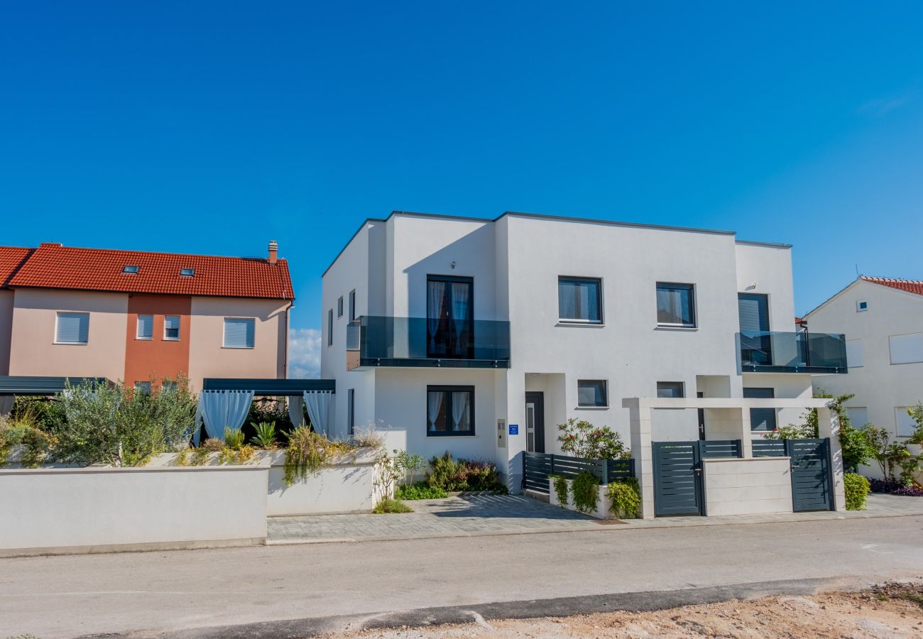 Villa in Vodice - Villa Essenza Mare in Vodice only 650 meters from the beach