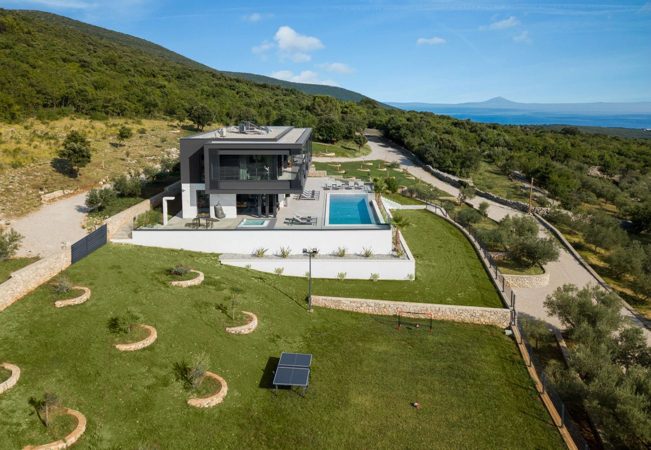 Villa in Brovinje - Luxury Exclusive Villa Panoramica near Labin - Rabac only 2 km from the beach with sea view and wellness