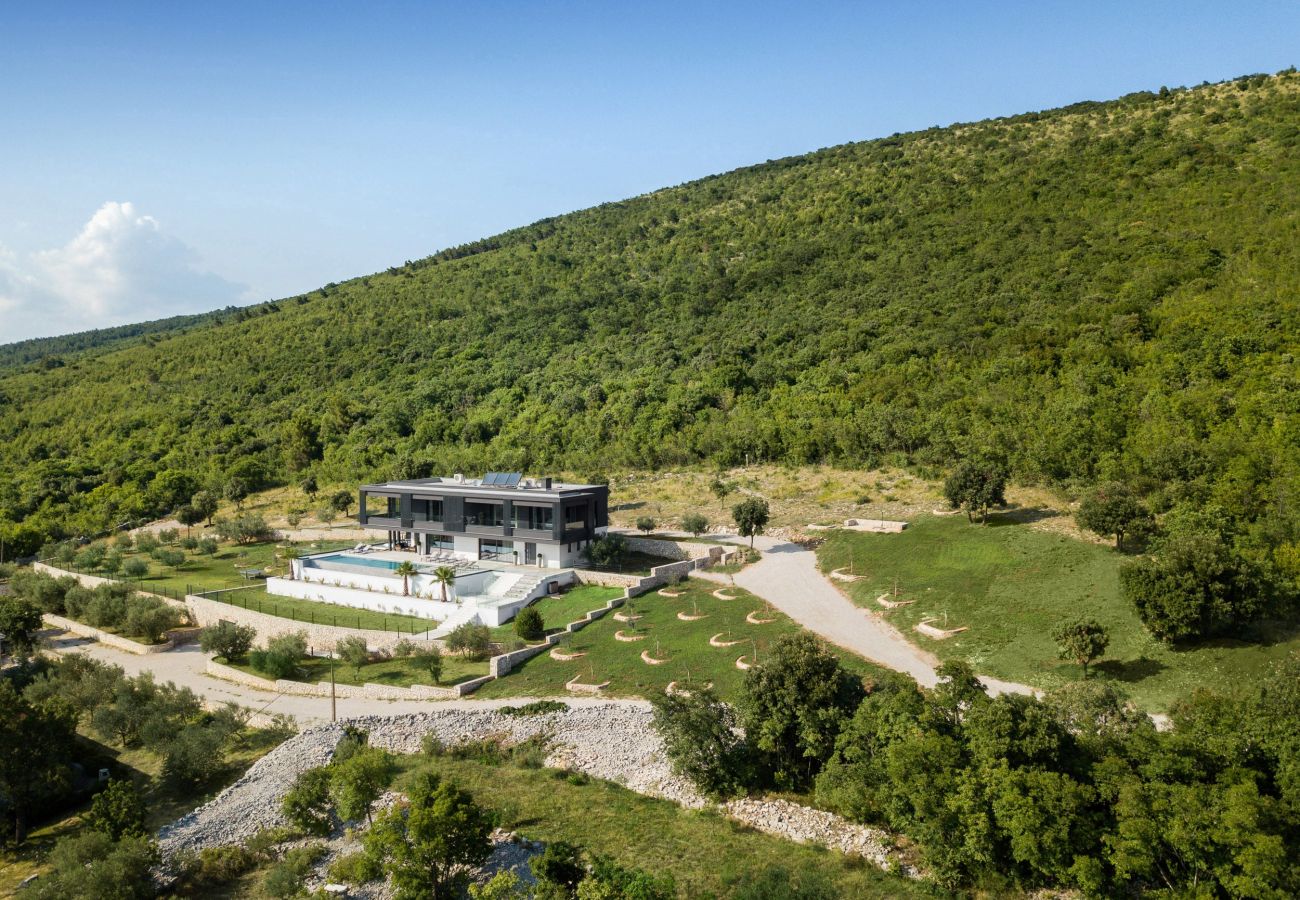 Villa in Brovinje - Luxury Exclusive Villa Panoramica near Labin - Rabac only 2 km from the beach with sea view and wellness