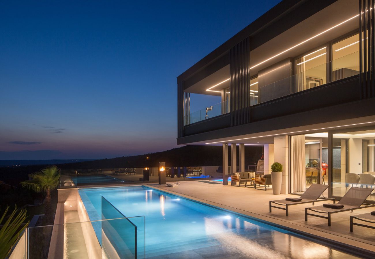 Villa in Brovinje - Luxury Exclusive Villa Panoramica near Labin - Rabac only 2 km from the beach with sea view and wellness