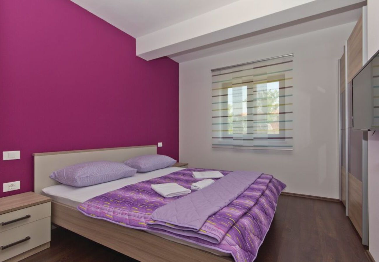 Villa in Sveti Kirin - Villa Tea in Vodnjan with private pool for 10 persons 