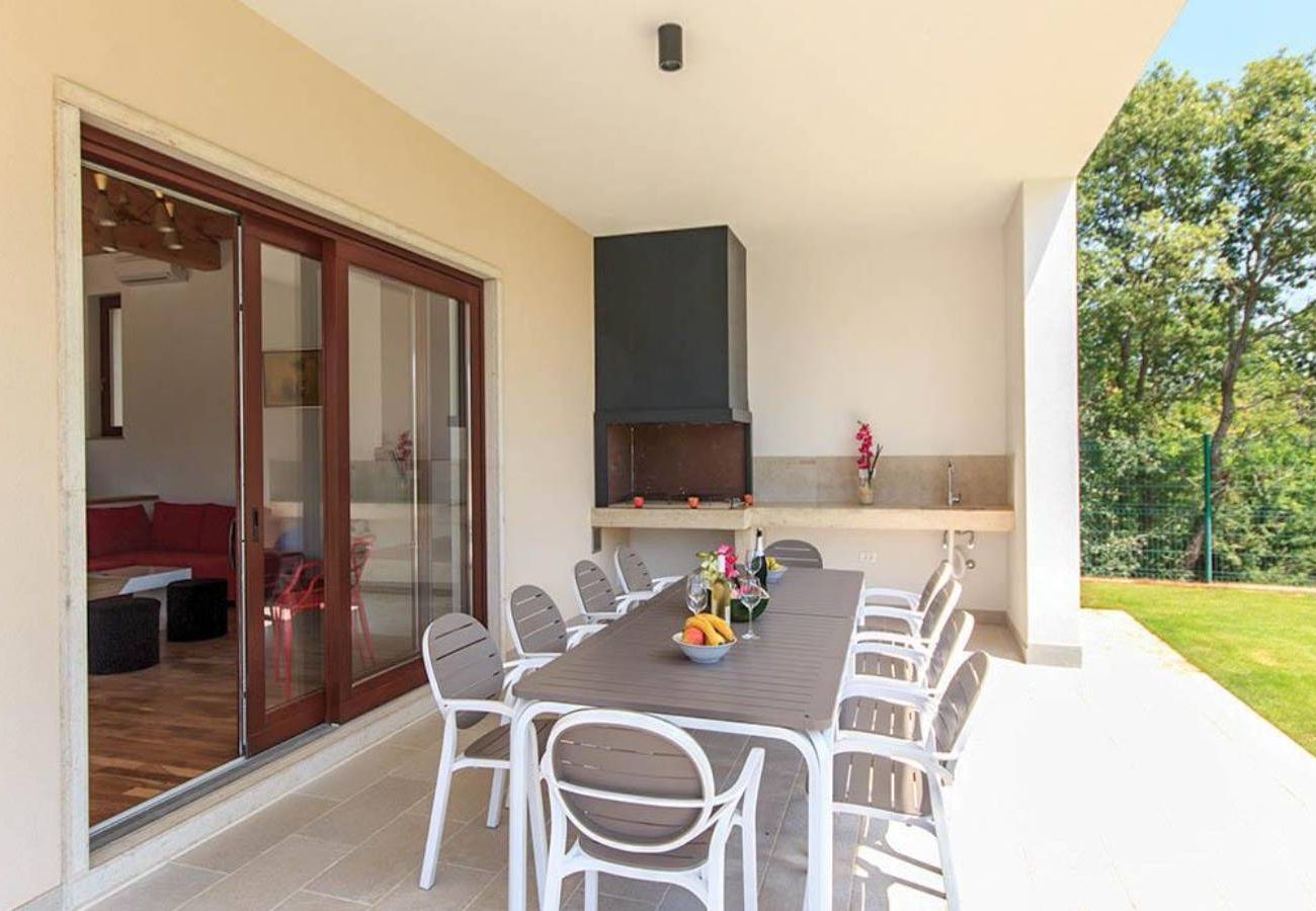 Villa in Štokovci - Villa Dora in Central Istria kids friendly with private pool and playground for 10 persons