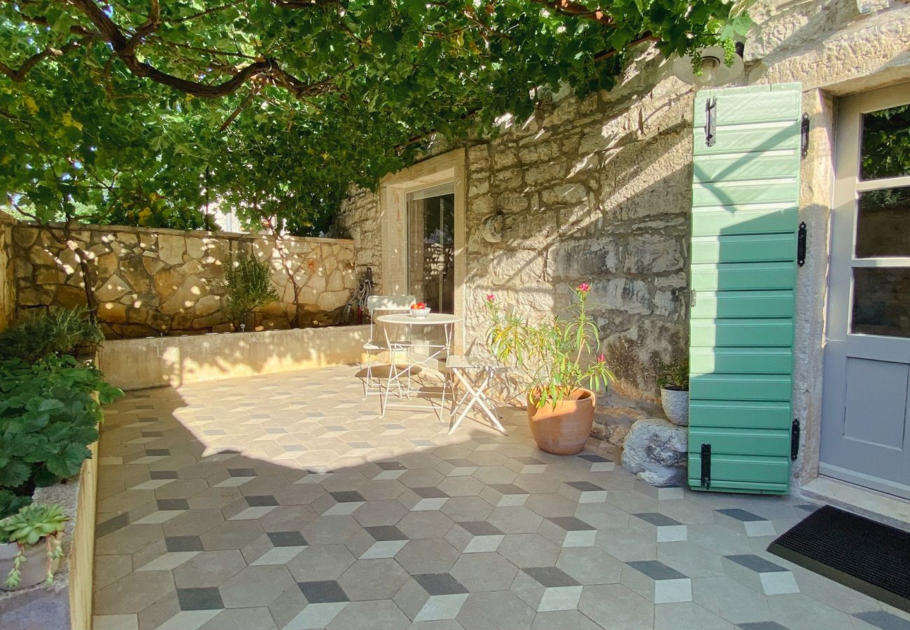 Villa in Mrgani - Villa Kalu in Central Istria for 6 people with private pool