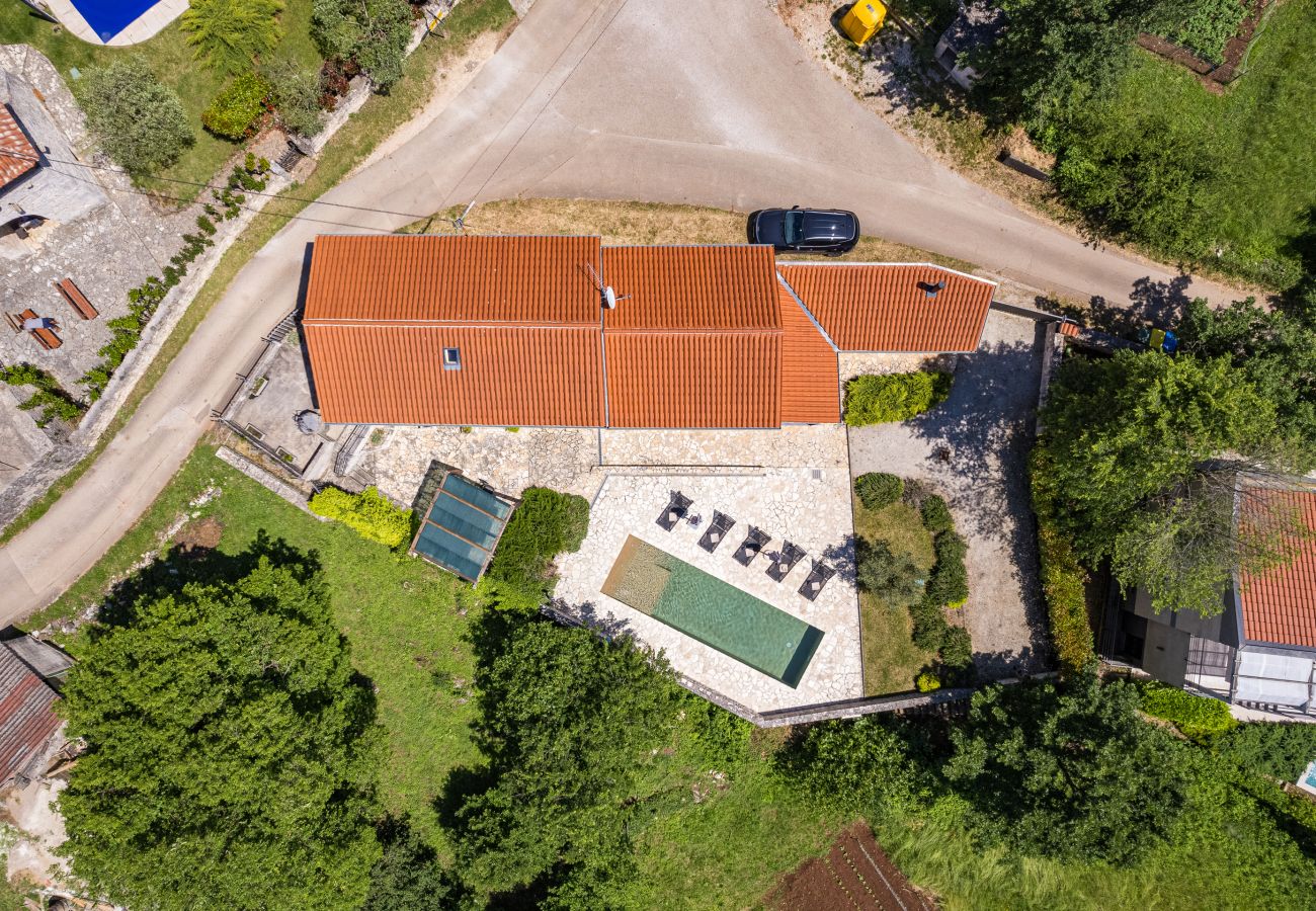 Villa in Butkovici - Casa 42 pet friendly for 9 people in Central Istria with salt - water pool