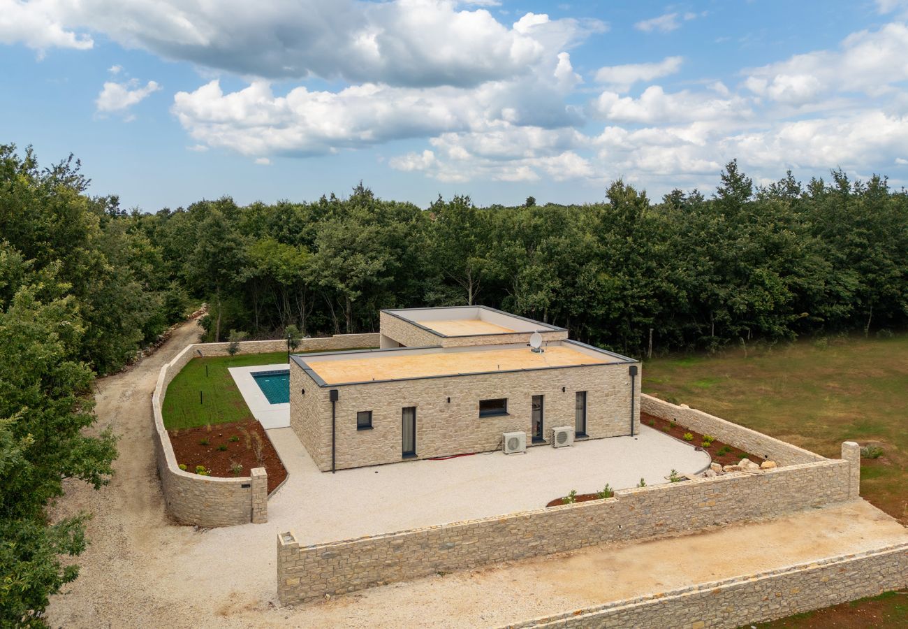 Villa in Butkovici - Villa Green Frame West - beautiful pet friendly ground floor villa for 7 people in Central Istria