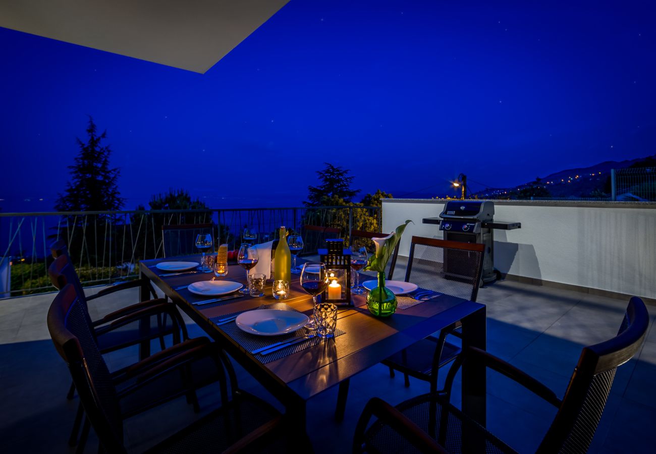 Villa in Opatija - Luxury Villa The View in Opatija for 12 people with incredible sea view & wellness