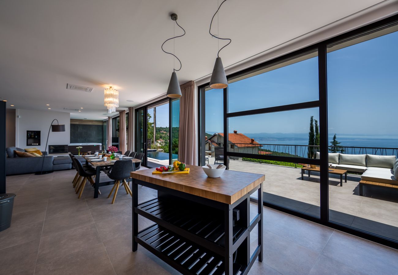 Villa in Opatija - Luxury Villa The View in Opatija for 12 people with incredible sea view & wellness