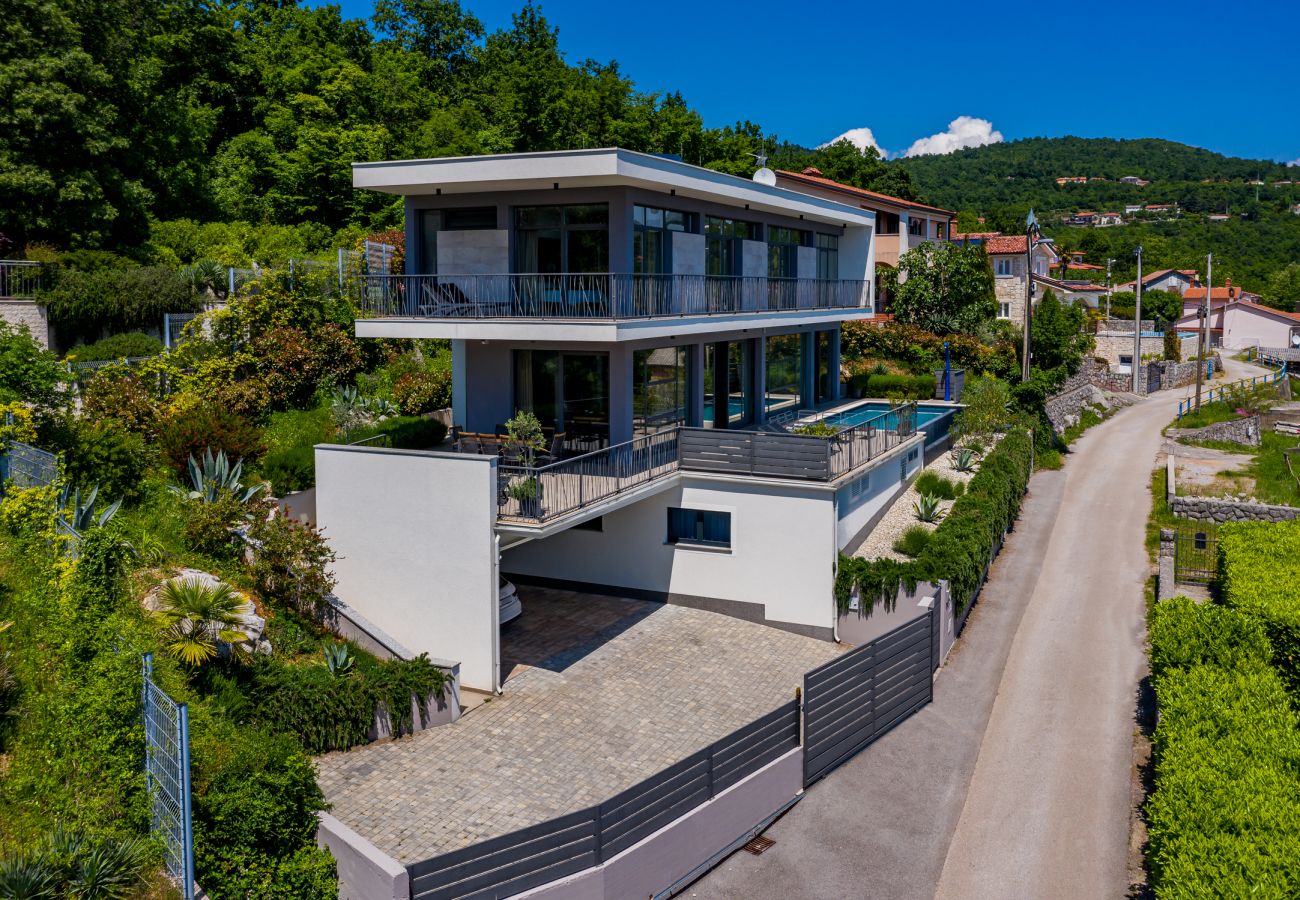 Villa in Opatija - Luxury Villa The View in Opatija for 12 people with incredible sea view & wellness