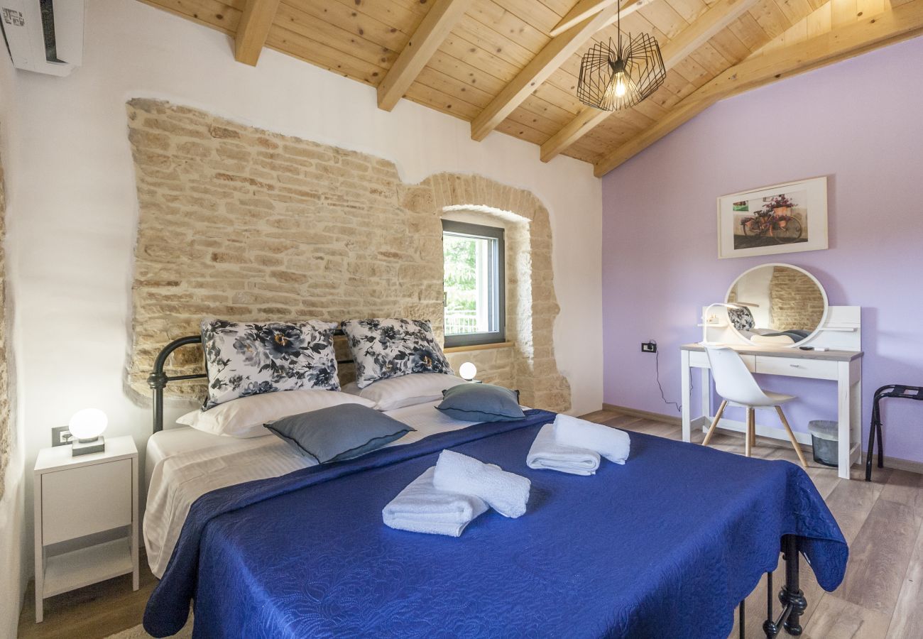 Villa in Modrušani - Villa Doda in Central Istria for 6 people with private pool and sauna