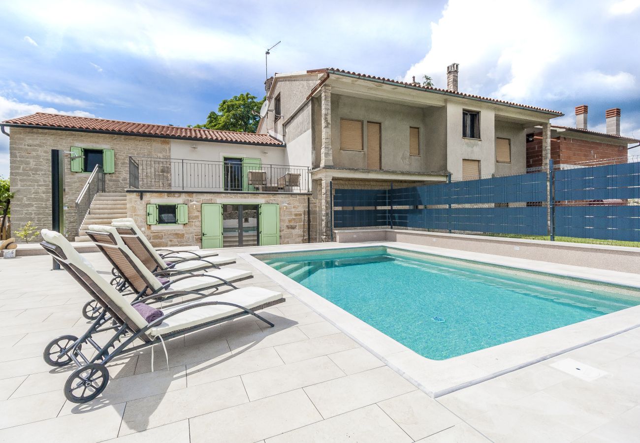 Villa in Modrušani - Villa Doda in Central Istria for 6 people with private pool and sauna