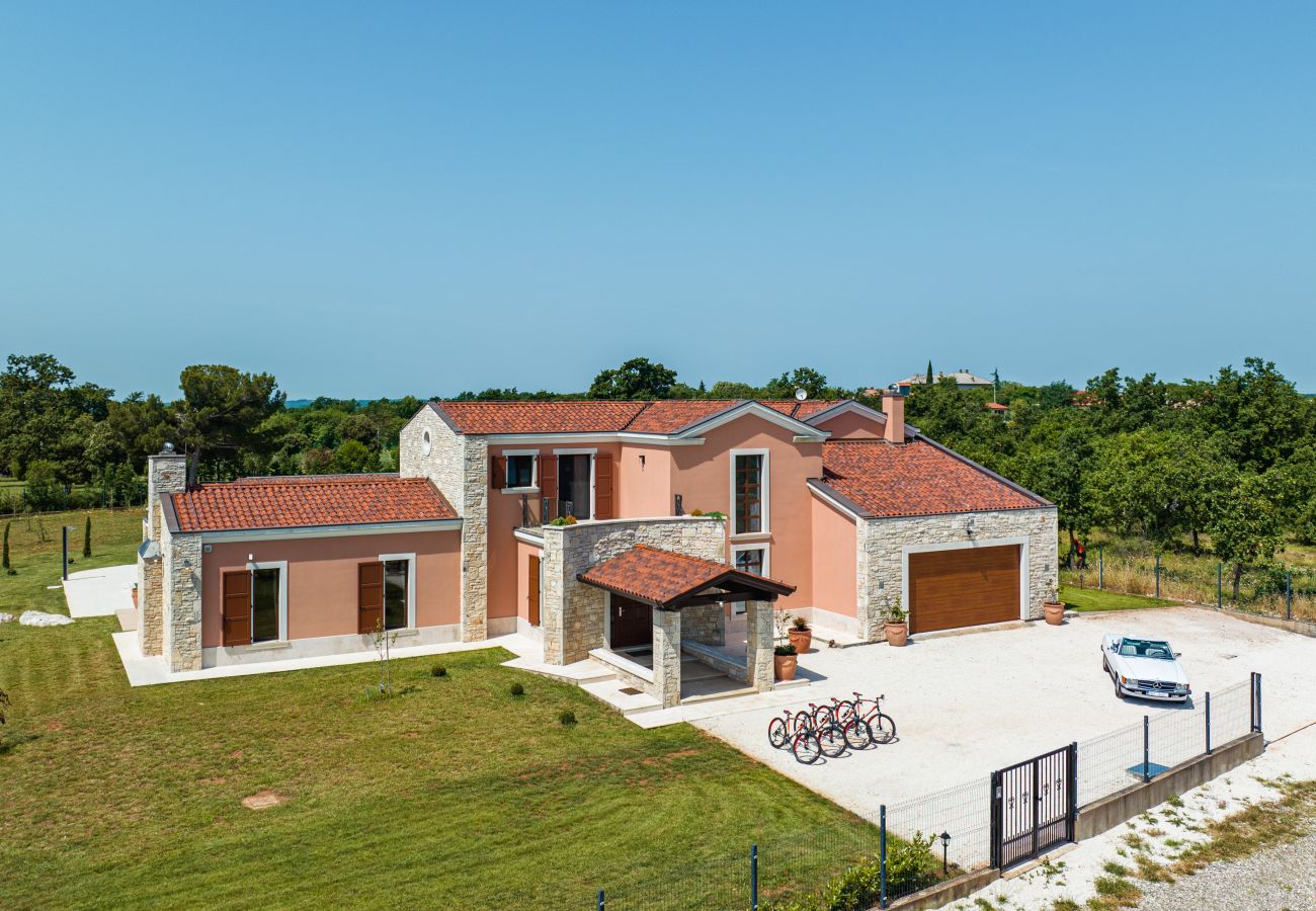 Villa in Hrboki - Villa Antea for 10 people near Labin - Rabac with heated pool 75 m2 - welness & large garden