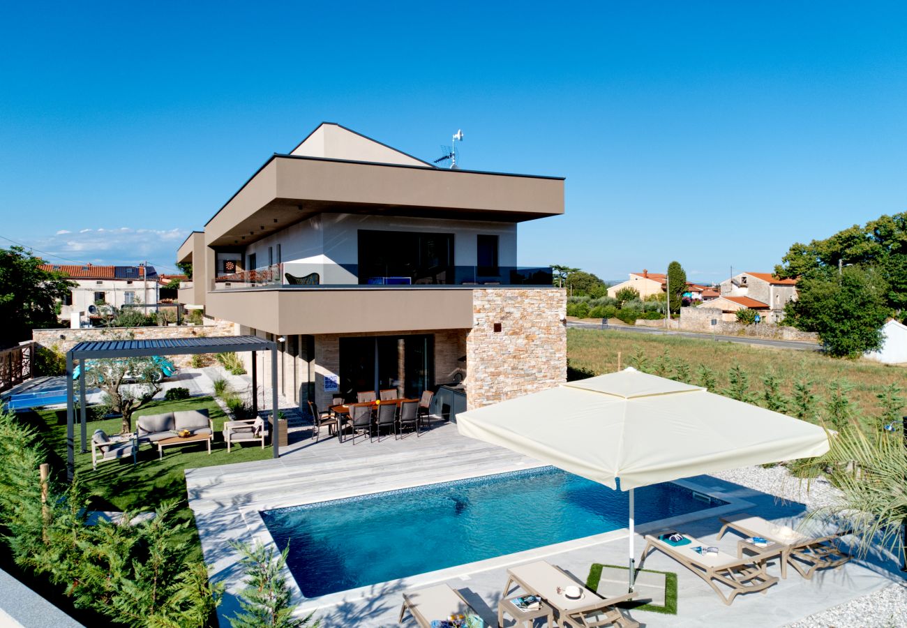 Villa in Marcana - Villa Pieron for 8 people near Pula with heated pool & spa