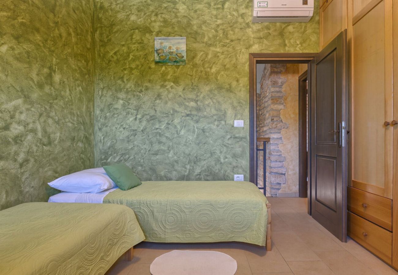 Villa in Šajini - Villa Milica for 6 people - pet friendly eco house with private pool