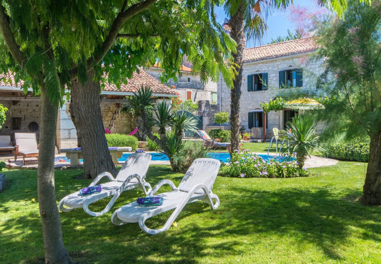 Villa in Mrgani - Villa Captain Morgan for 8 people in Central Istria - pet friendly with private pool