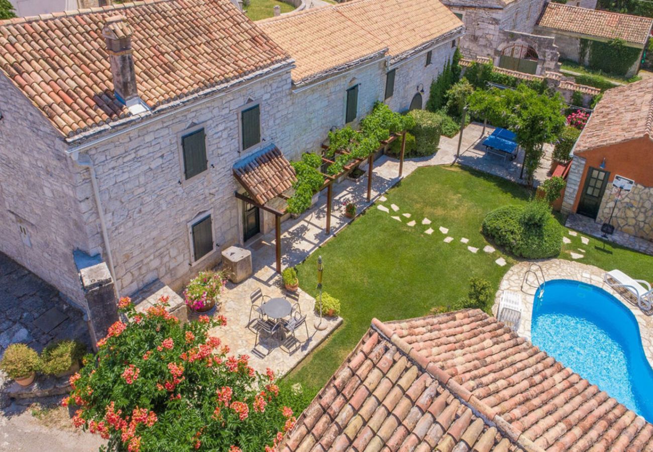 Villa in Mrgani - Villa Captain Morgan for 8 people in Central Istria - pet friendly with private pool