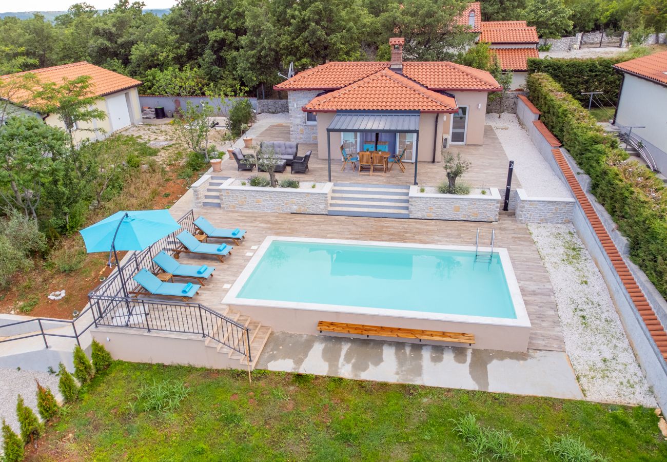 Villa in Salakovci - Villa Krasna Kuća for 5 people near Labin - Rabac with private heated pool