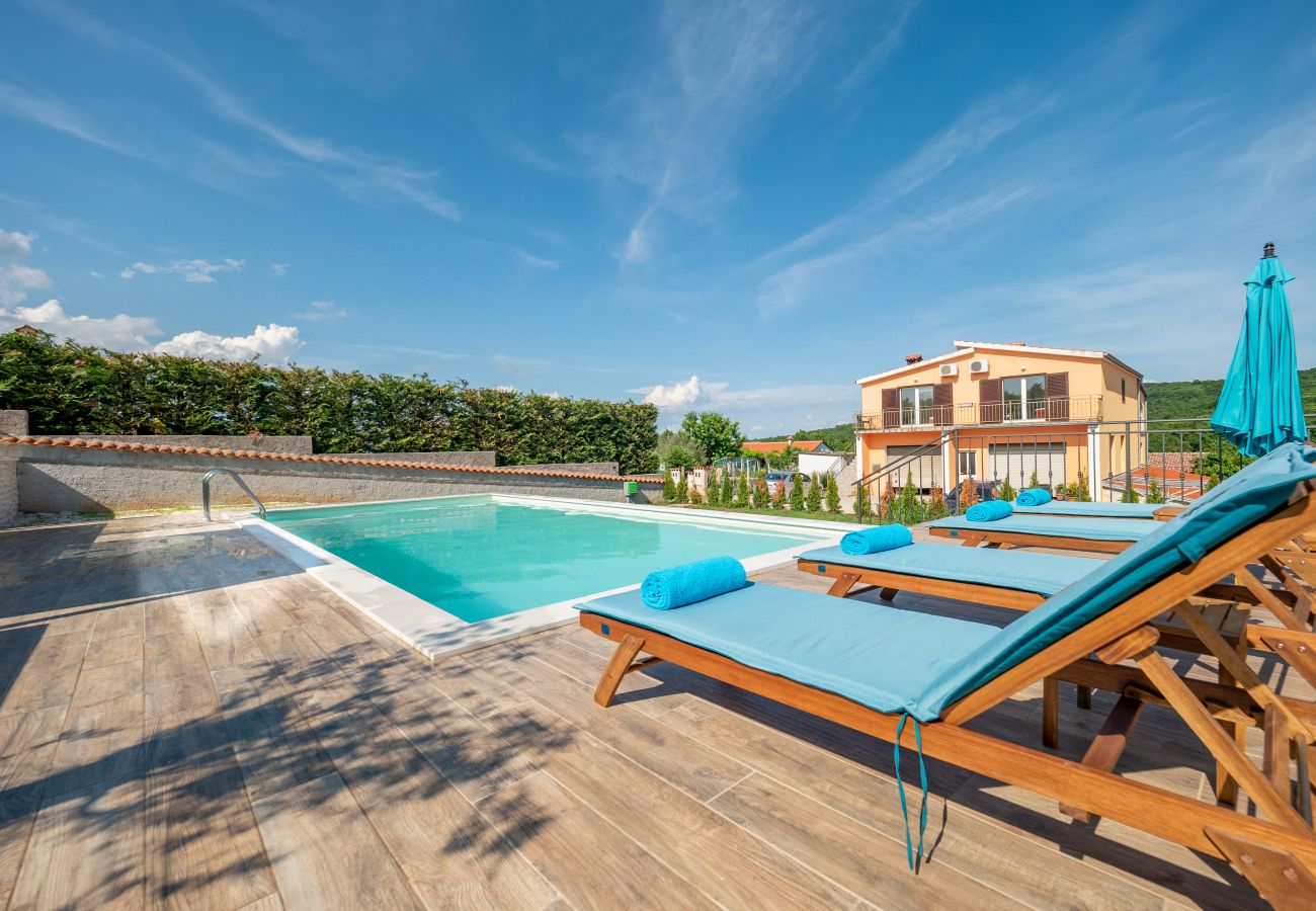 Villa in Salakovci - Villa Krasna Kuća for 5 people near Labin - Rabac with private heated pool