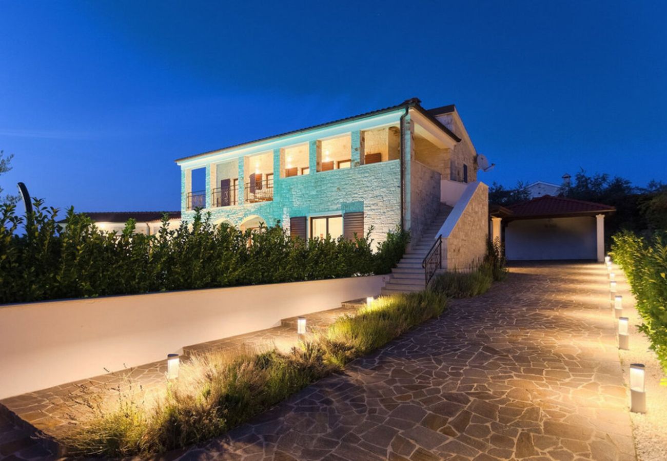 Villa in Vošteni - Villa Dubravka in Central Istria for 11 people - pet friendly with 70 m2 private pool