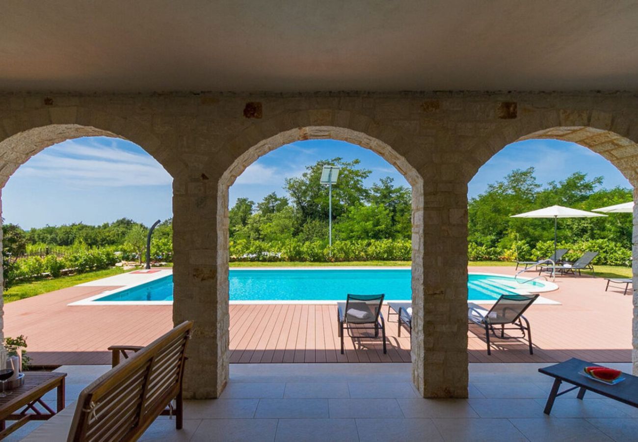 Villa in Vošteni - Villa Dubravka in Central Istria for 11 people - pet friendly with 70 m2 private pool