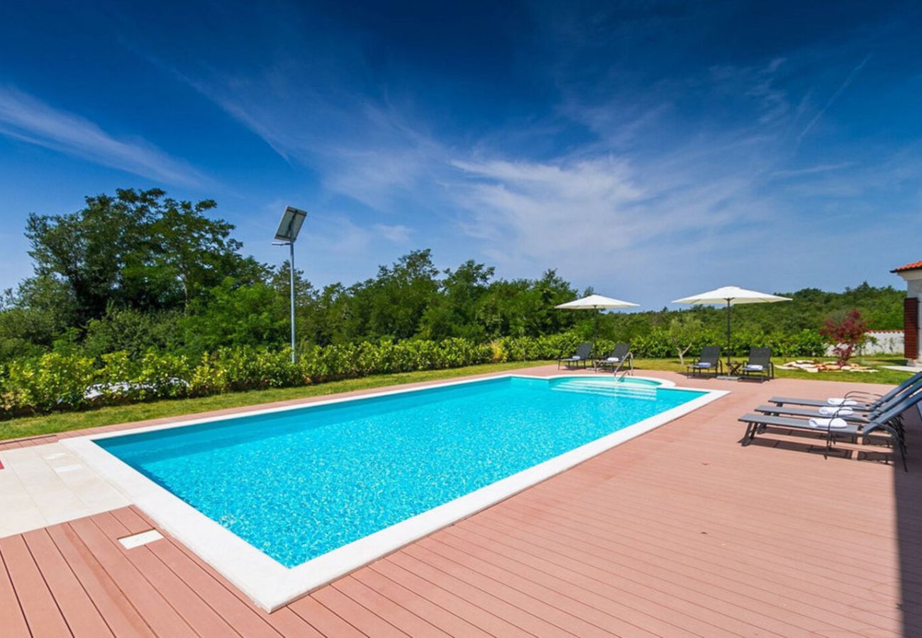 Villa in Vošteni - Villa Dubravka in Central Istria for 11 people - pet friendly with 70 m2 private pool