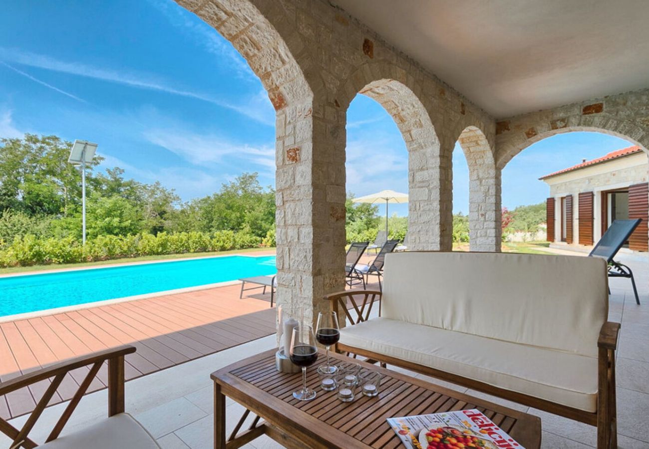 Villa in Vošteni - Villa Dubravka in Central Istria for 11 people - pet friendly with 70 m2 private pool