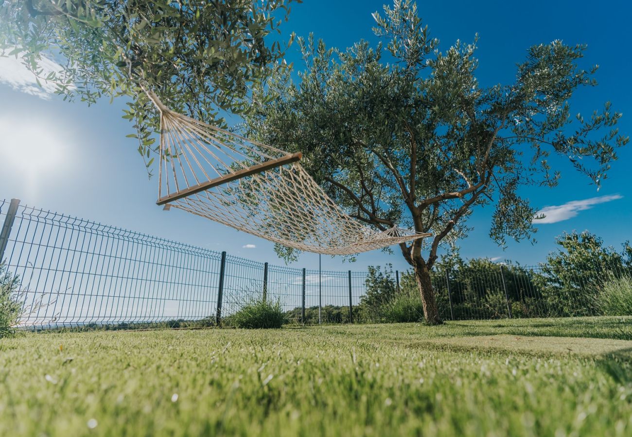 Villa in Višnjan - Villa Aria Višnjan in Central Istria for 12 people - pet friendly with wellness & sea view