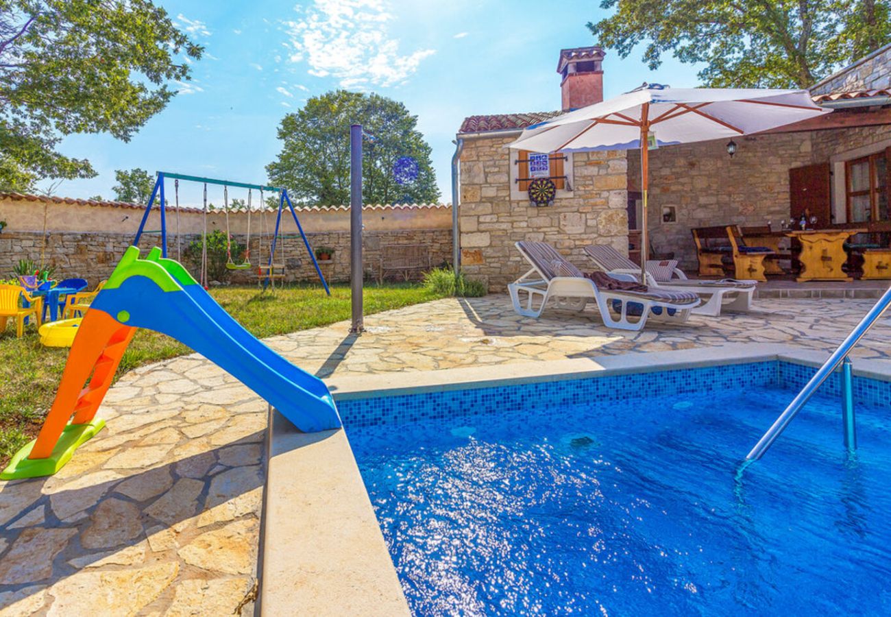 Villa in Divšici - Villa Boduleri for 9 people in Central Istria with private pool & children playground 