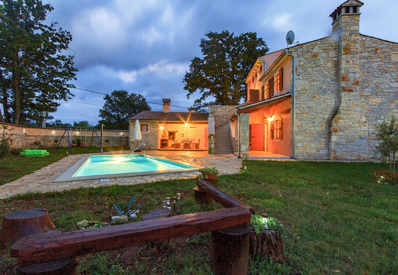 Villa in Divšici - Villa Boduleri for 9 people in Central Istria with private pool & children playground 