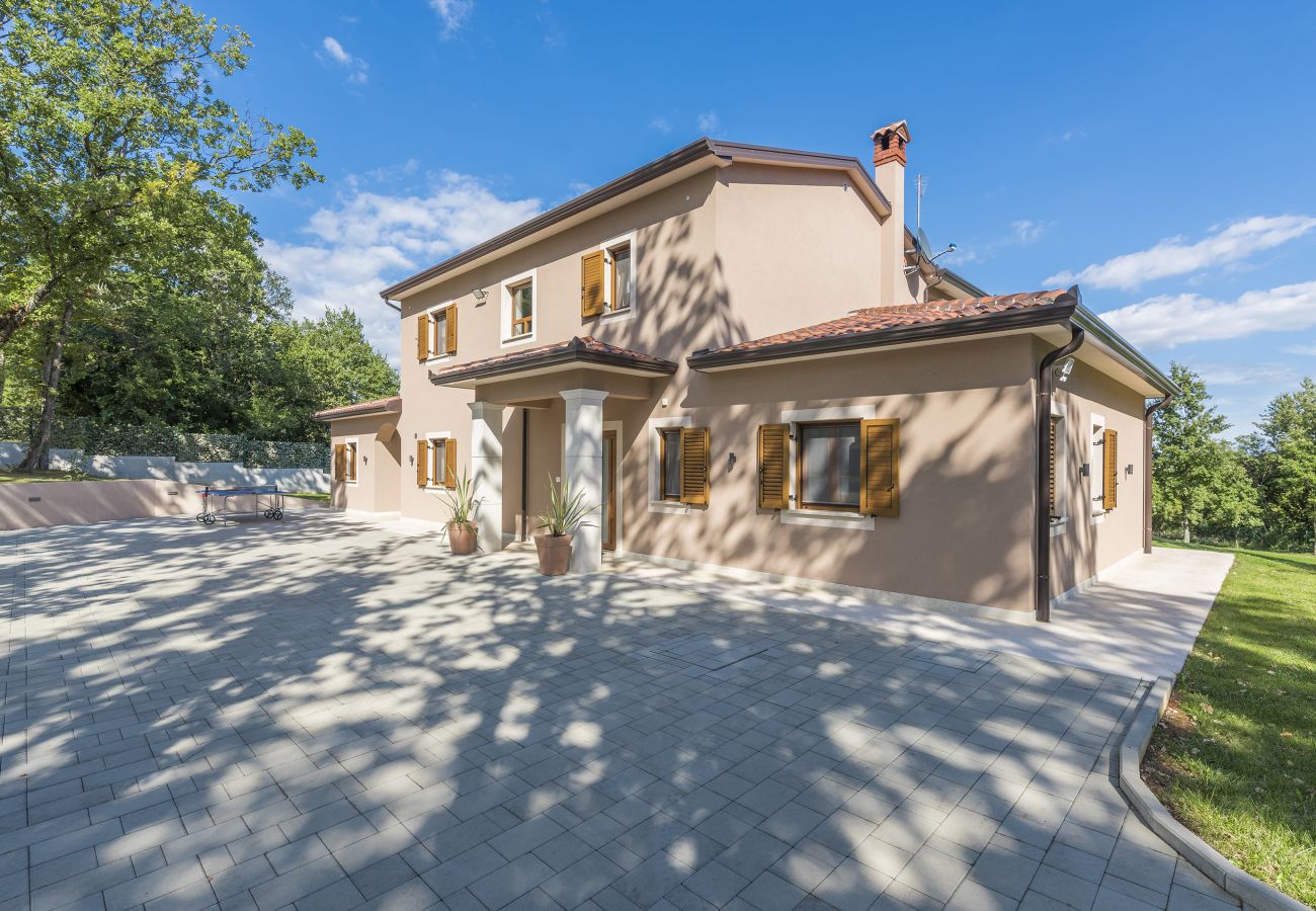 Villa in Pazin - Villa Anima for 8 people in Central Istria with children playground and 50 m2 private pool