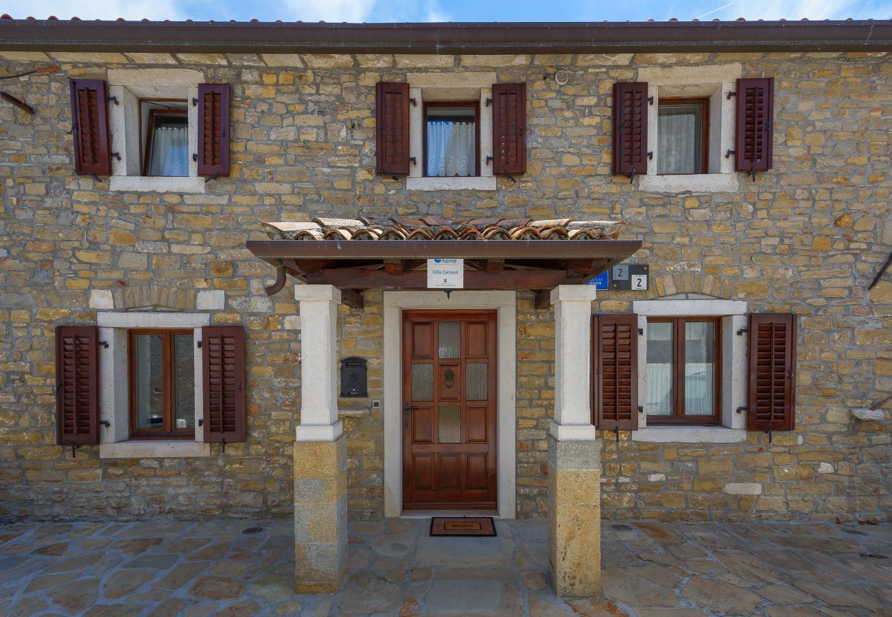 Villa in Zamaski Dol - Villa Zamask for 7 people in Central Istria with jacuzzi & sauna