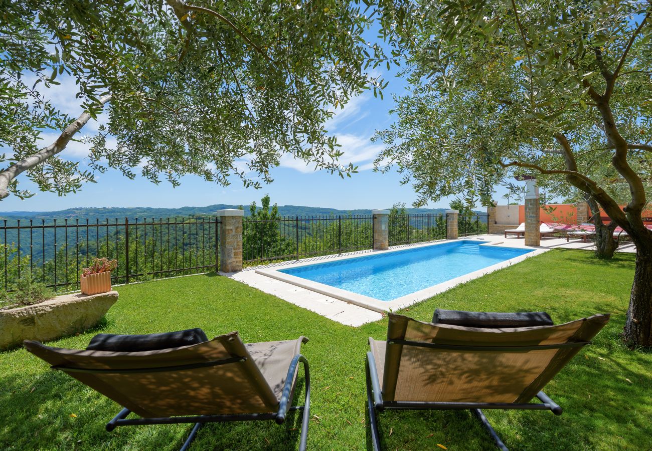 Villa in Zamaski Dol - Villa Zamask for 7 people in Central Istria with jacuzzi & sauna