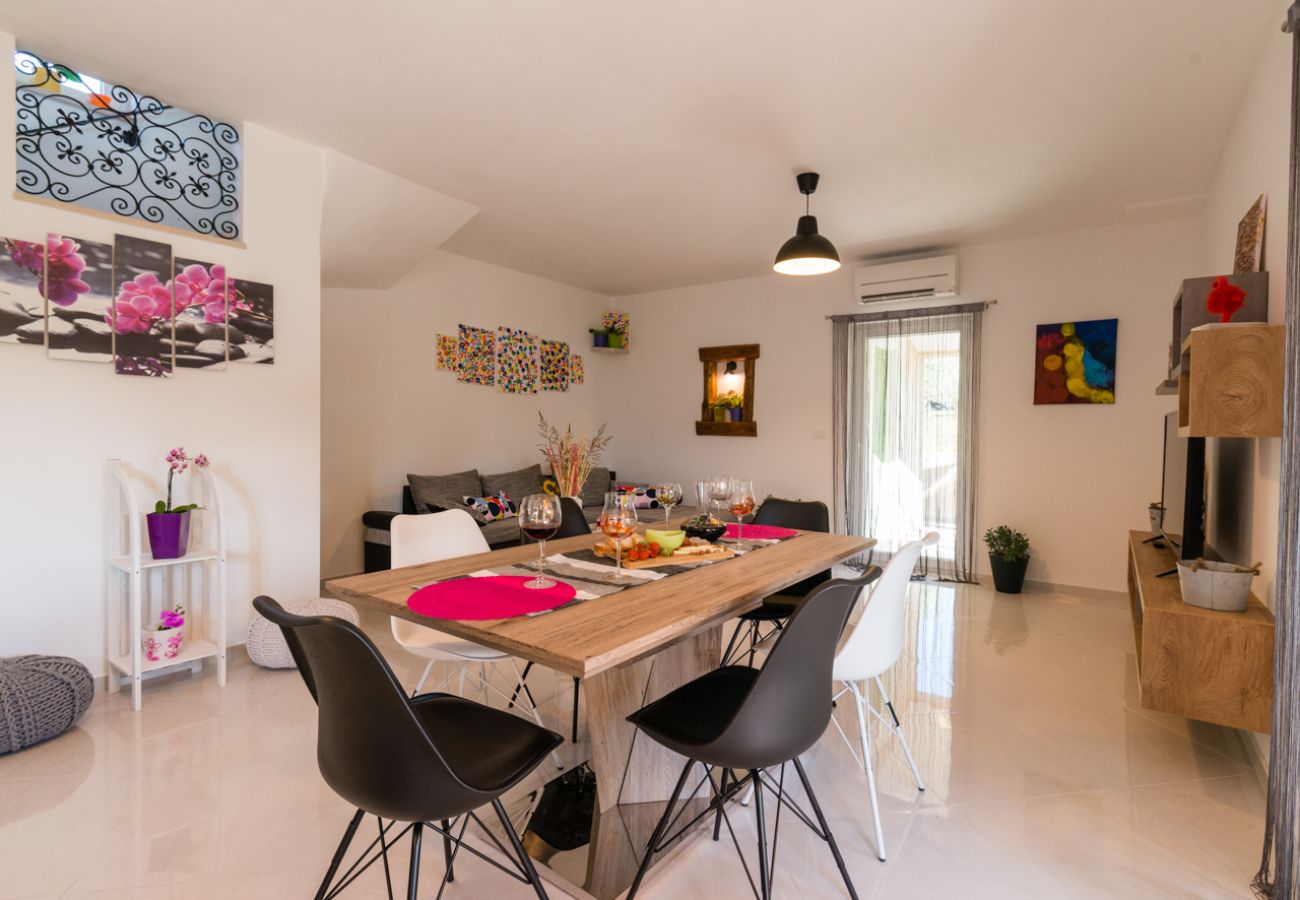 Villa in Umag - Villa Stella Juricani for 6 people near Umag with private pool only 4 km from the beach