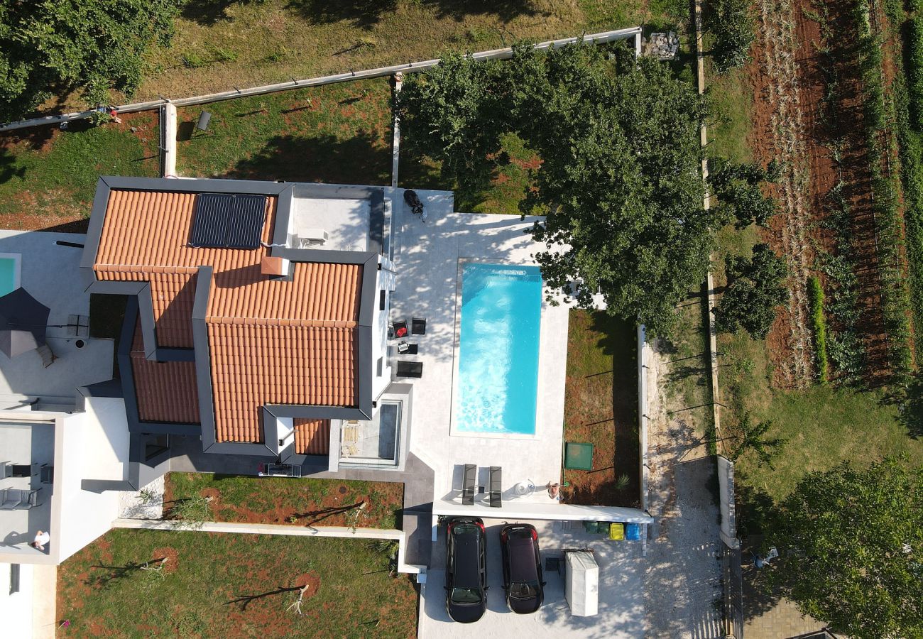 Villa in Porec - Villa Barbara in Poreč for 6 people with private pool & only 1 km from beach