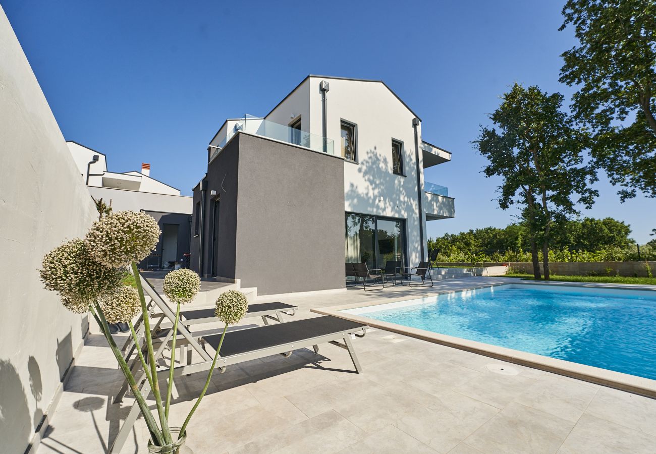 Villa in Porec - Villa Barbara in Poreč for 6 people with private pool & only 1 km from beach