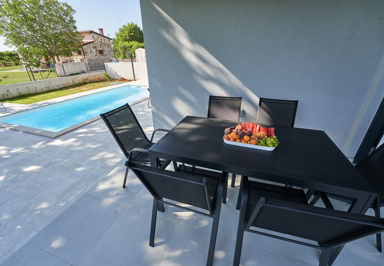 Villa in Porec - Villa Barbara in Poreč for 6 people with private pool & only 1 km from beach