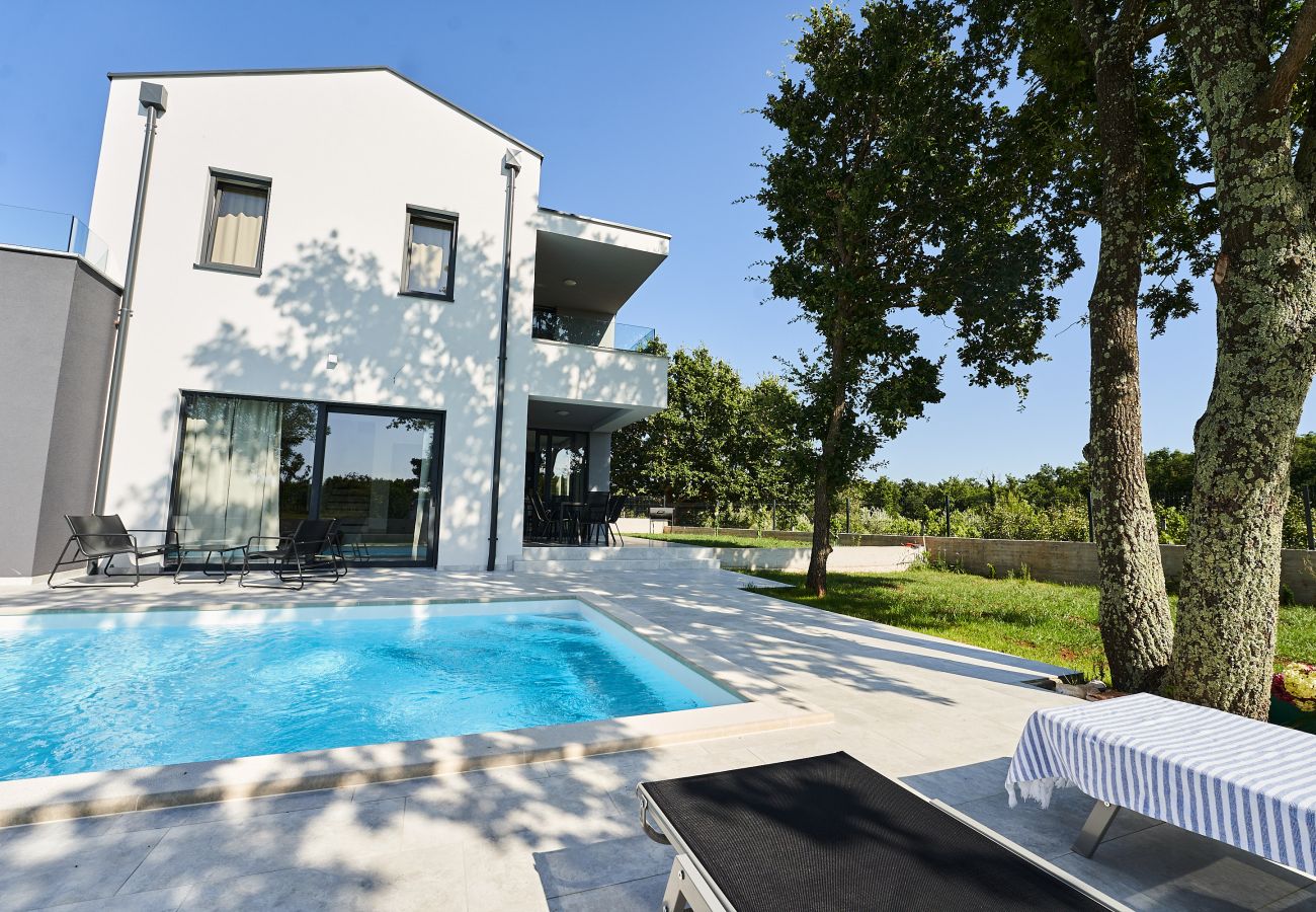 Villa in Porec - Villa Barbara in Poreč for 6 people with private pool & only 1 km from beach