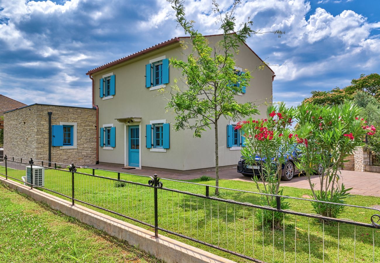 Villa in Vardica - Villa Griota for 8 people near Umag with private pool & pet friendly