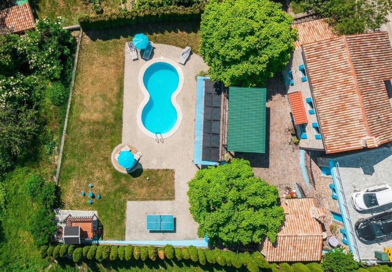 Villa in Krušvari - Villa Viera for 12 people in Central Istria with private pool & pet friendly