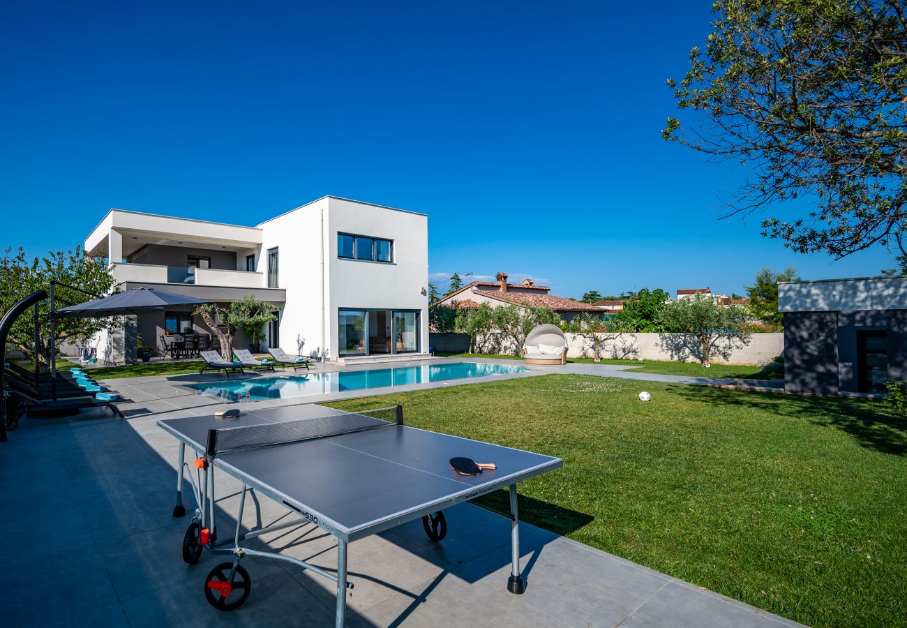 Villa a Pula - Villa Luen near Pula with large garden and private pool for families