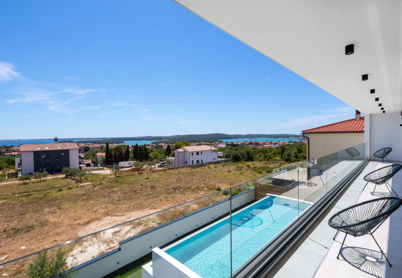 Villa a Medulin - Luxury Villa Dali with Sauna, Whirlpool and Sea view in Medulin only 1,7 km from the beach