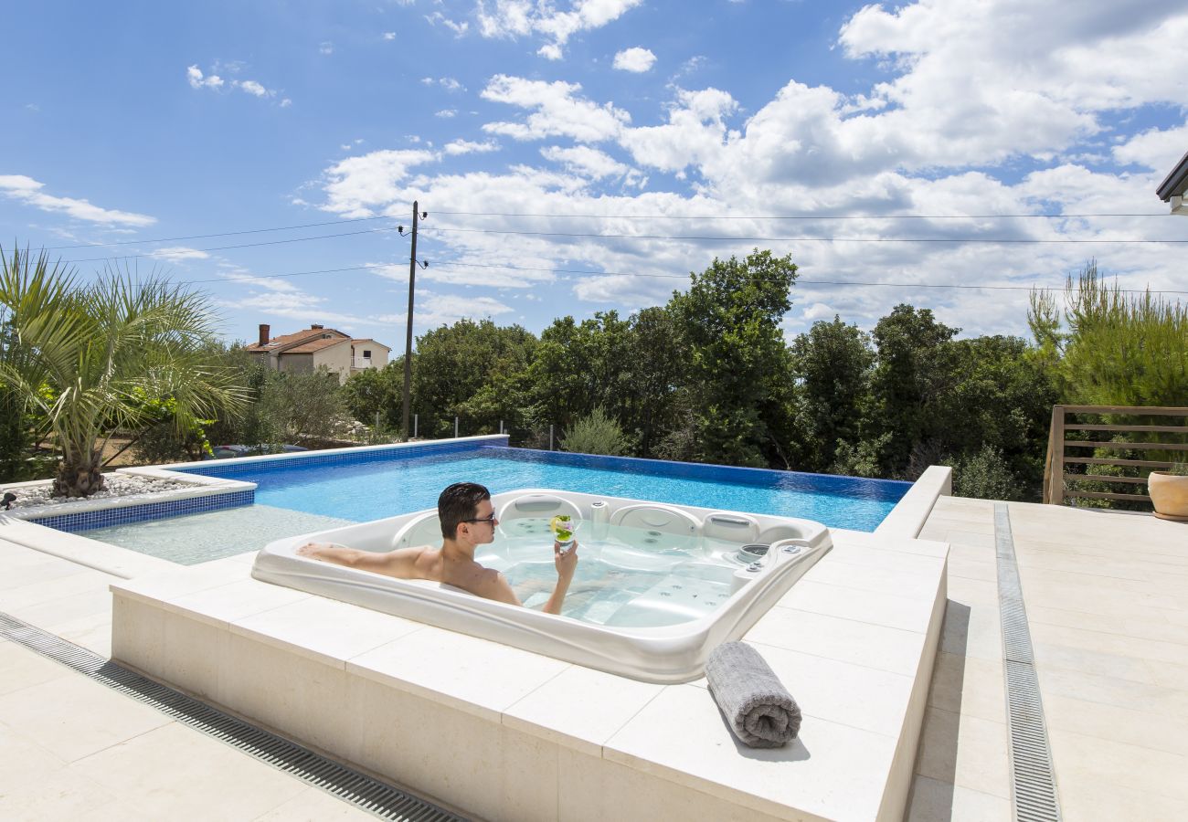 Villa a Koromačno - Villa Casta Diva near Labin - Rabac with sea view and wellness