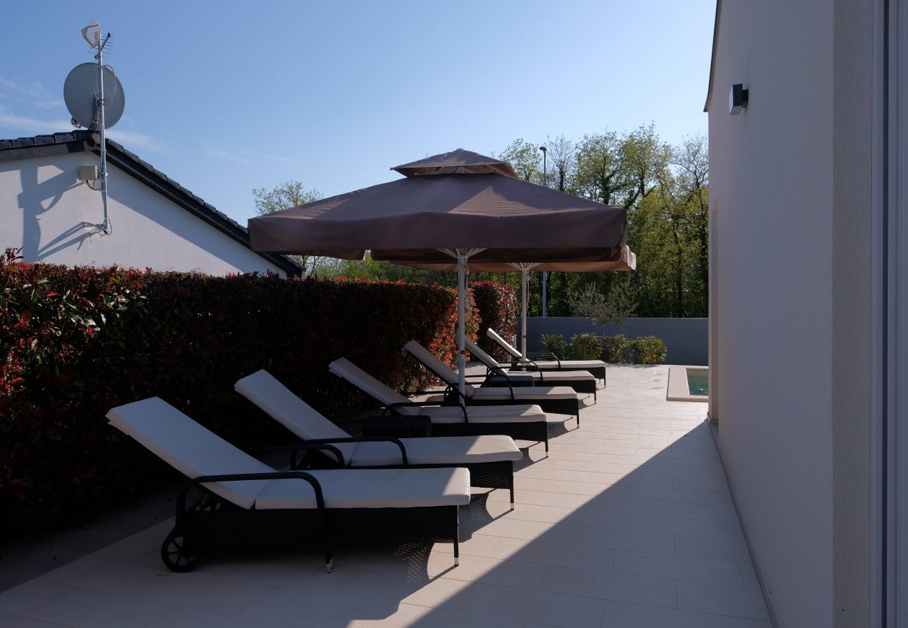 Villa a Barban - Villa Dobranka with Fitness and Pool Heating only 3 km from the Beach